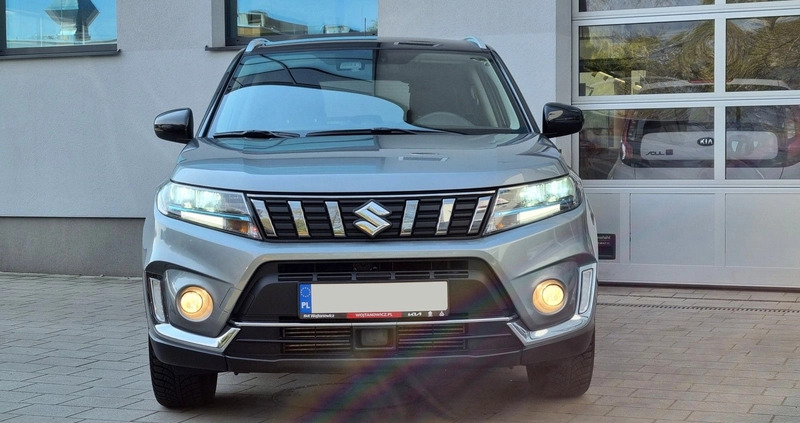 Suzuki Vitara cena 79900 przebieg: 50740, rok produkcji 2021 z Gdynia małe 781